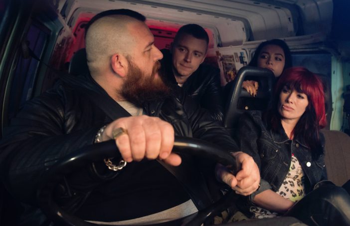 『キン肉マン』ゆでたまご、金メダリスト松本薫らが絶賛 『ファイティング・ファミリー』著名人コメント