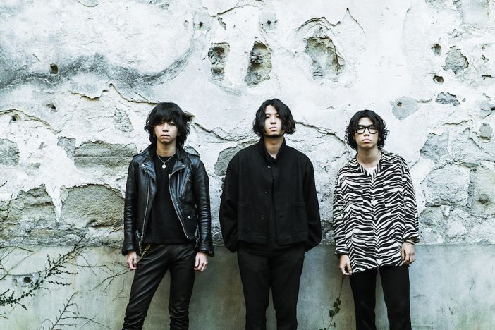 SIX LOUNGEが『THE BULB』で表現した、いまの自分たちらしさ 3人の証言からバンドの現在地を読み解く