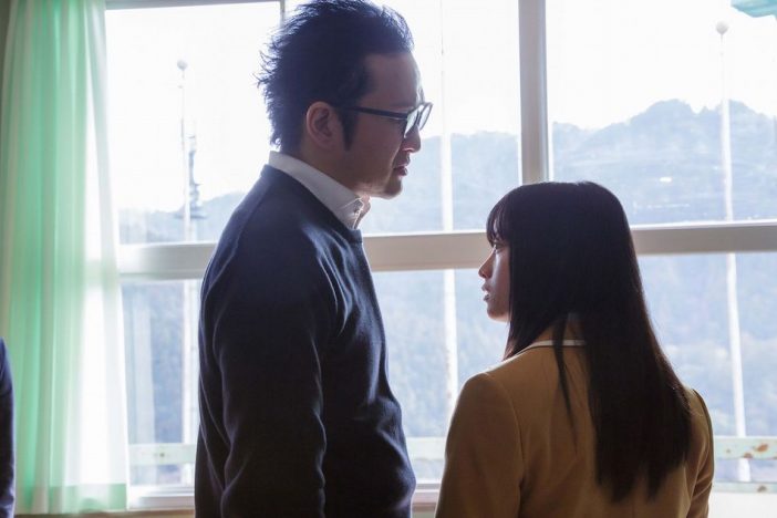 橋本環奈と一触即発の状態に!? 『シグナル100』中村獅童演じるサイコパス教師捉えた新場面写真