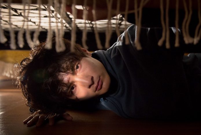 情けなく、“最もカッコ悪い”高良健吾を見届けよ! 『アンダー・ユア・ベッド』は狂った小さな恋の物語