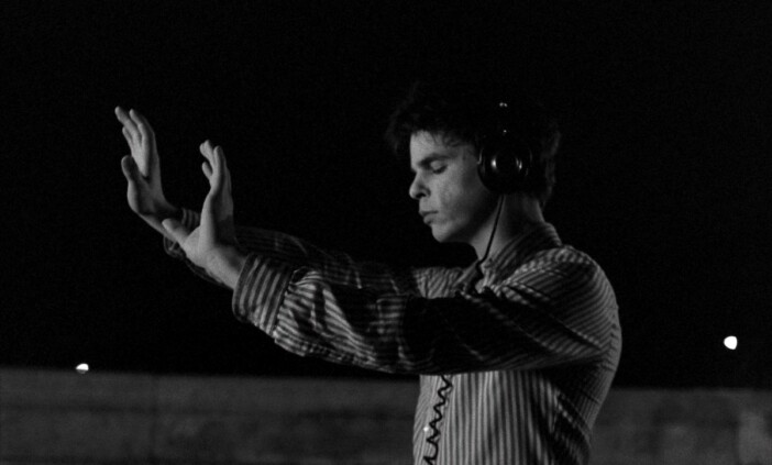 レオス・カラックス長編デビュー作 『ボーイ・ミーツ・ガール』4Kレストア版の予告編公開