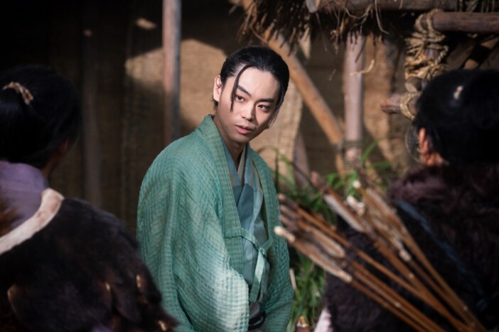 菅田将暉が天才軍師として『豊臣兄弟!』に登場 竹中半兵衛扮装ショット公開