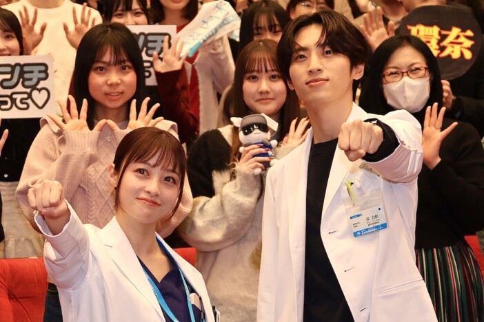 INI 許豊凡が『ヤンドク!』ファン感謝祭にサプライズ登場 橋本環奈「とにかくかわいい」