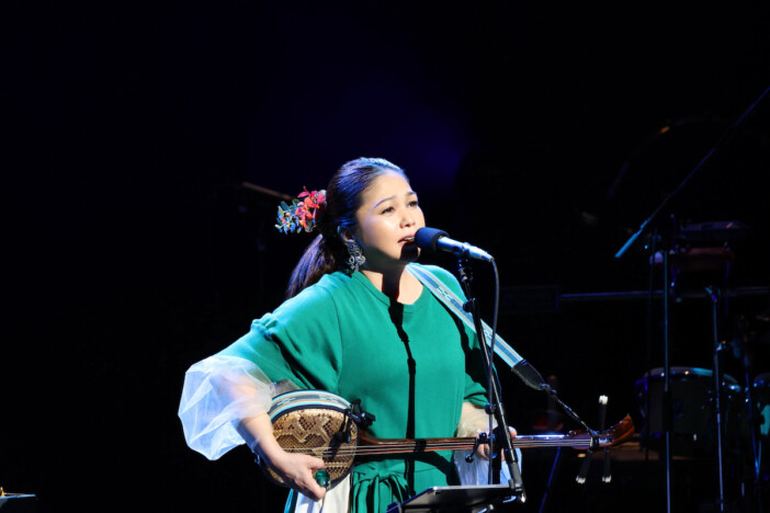 夏川りみ「やっぱり私には歌しかない」――音楽への真摯な姿勢が滲んだステージ 夢心地に導く歌声で名曲を披露