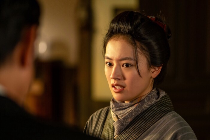 『風、薫る』第6話、直美(上坂樹里)が仕事場のマッチ工場で盗難事件に巻き込まれる