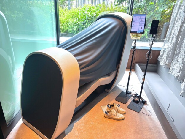 戦略的な仮眠って何? 高級車のシート技術を採用した、トヨタの仮眠ツール「TOTONE」を体験してみた