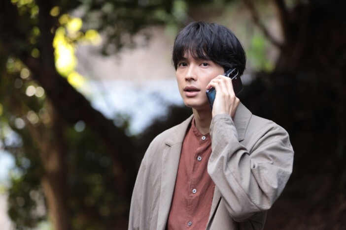 “爽太”松村北斗を取り巻く25年間の秘密 本心をめぐる葛藤描いた『告白-25年目の秘密-』