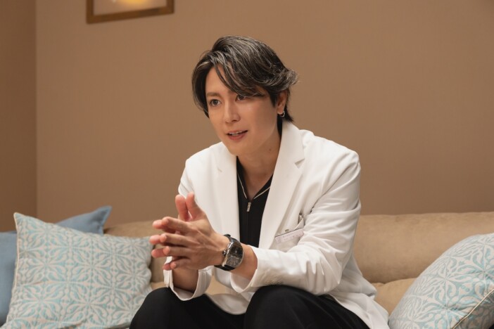 間宮祥太朗史上最高のハマり役が誕生? 『ダウンタイム』“ルイ様”に宿る強烈な説得力